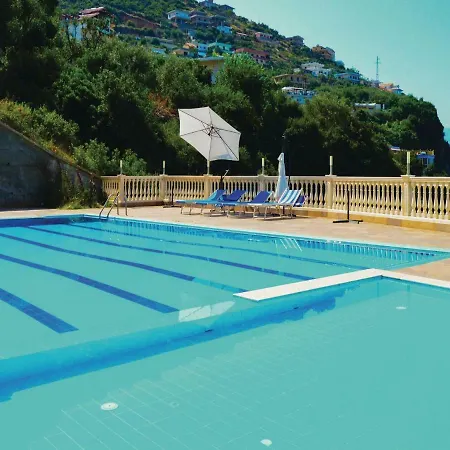 Apartament One-bedroom In Wlora